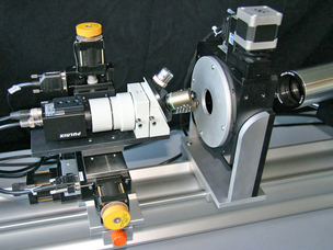 MTF-Messgerät: Bildseite mit CCD-Kamera & 4-Achsen Motorsteuerung